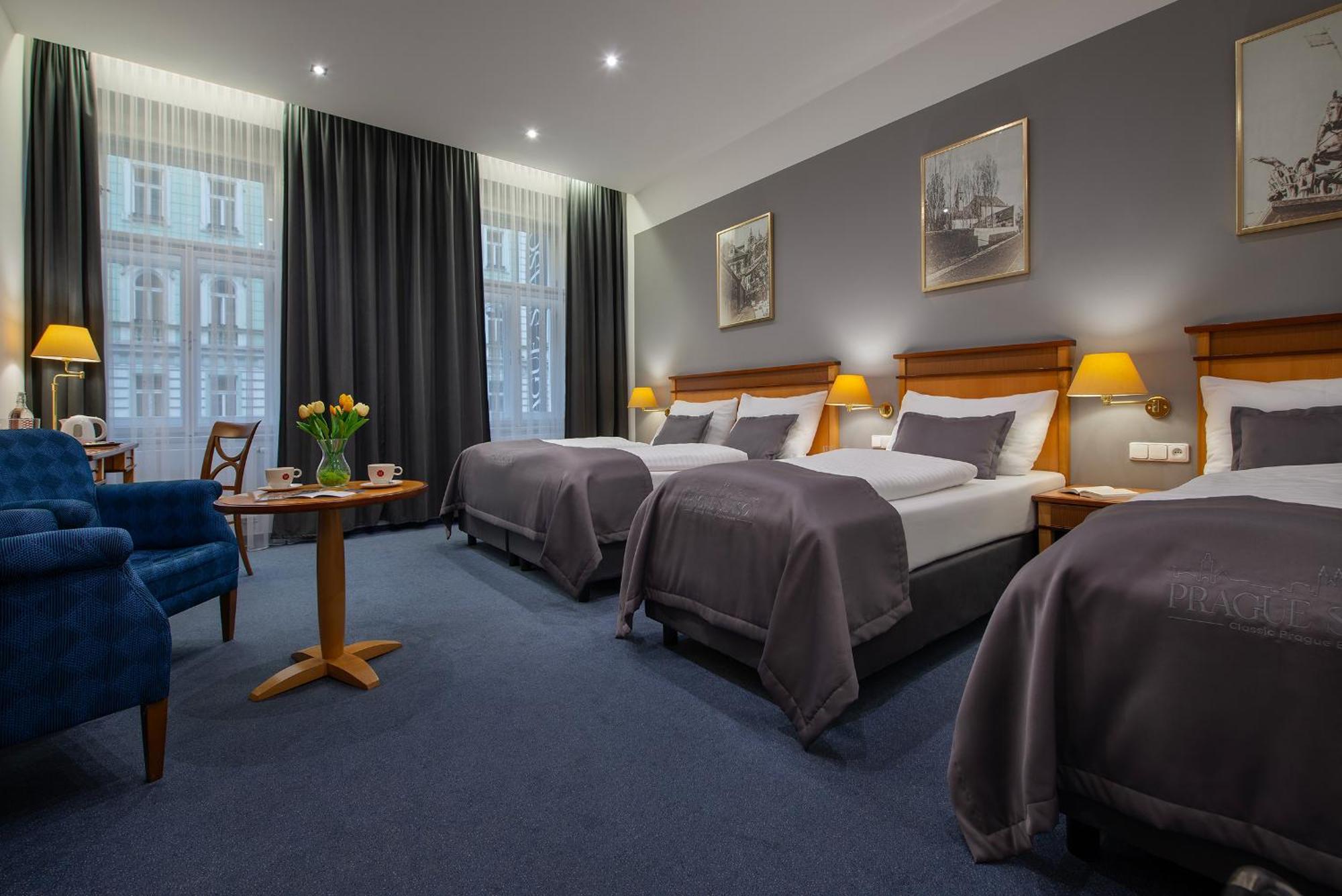 Hotell Season Prag